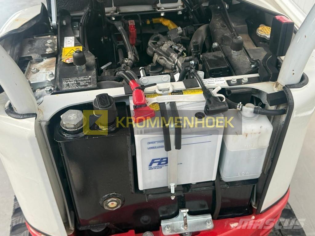 Takeuchi TB 210 R Мини екскаватори < 7 т