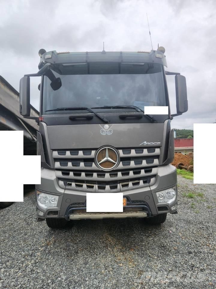 Mercedes-Benz 3951 Странични самосвали
