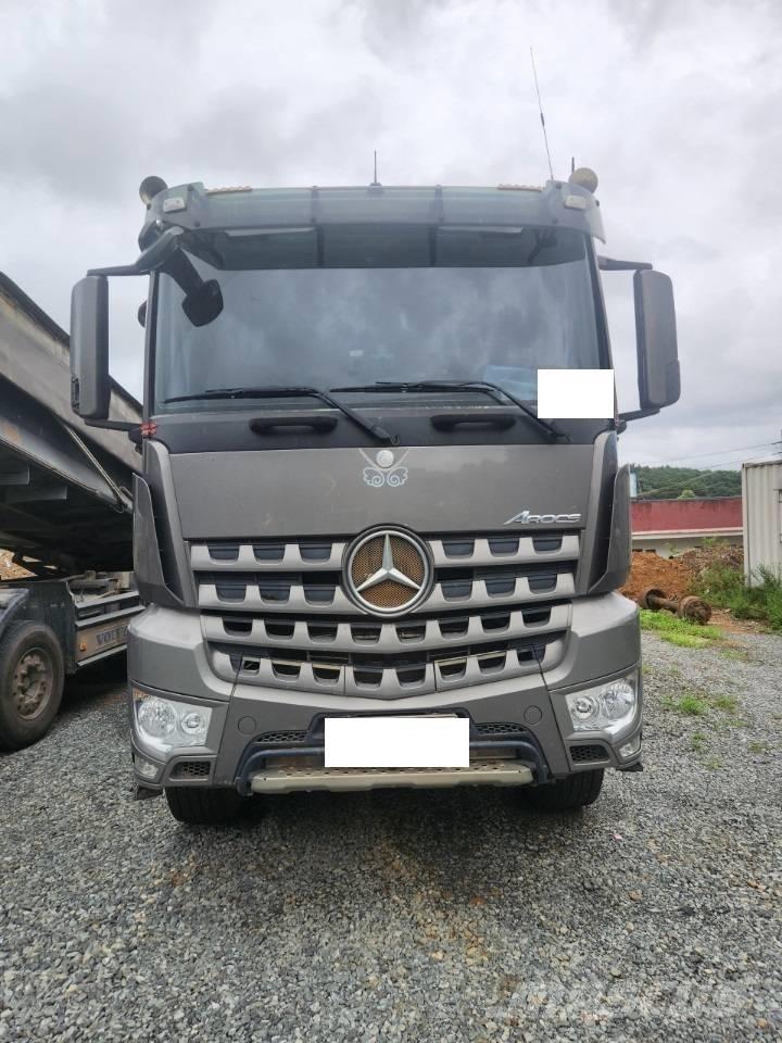Mercedes-Benz 3951 Странични самосвали