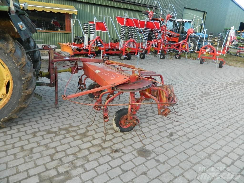 JF CR 320 Гребла и сенообръщачки