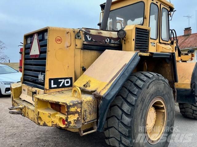 Volvo BM L 70 Колесни товарачи