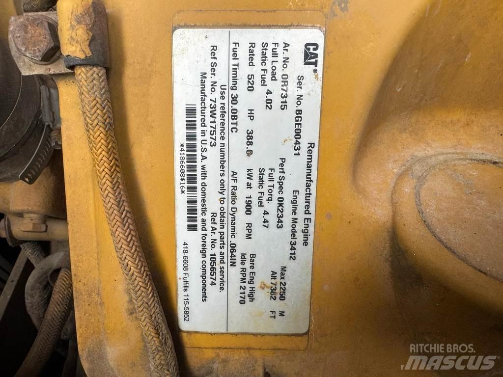 CAT D10N Верижни булдозери

