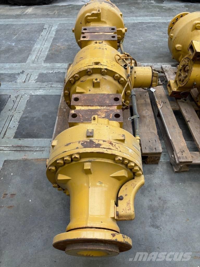 CAT 938 M Колесни товарачи