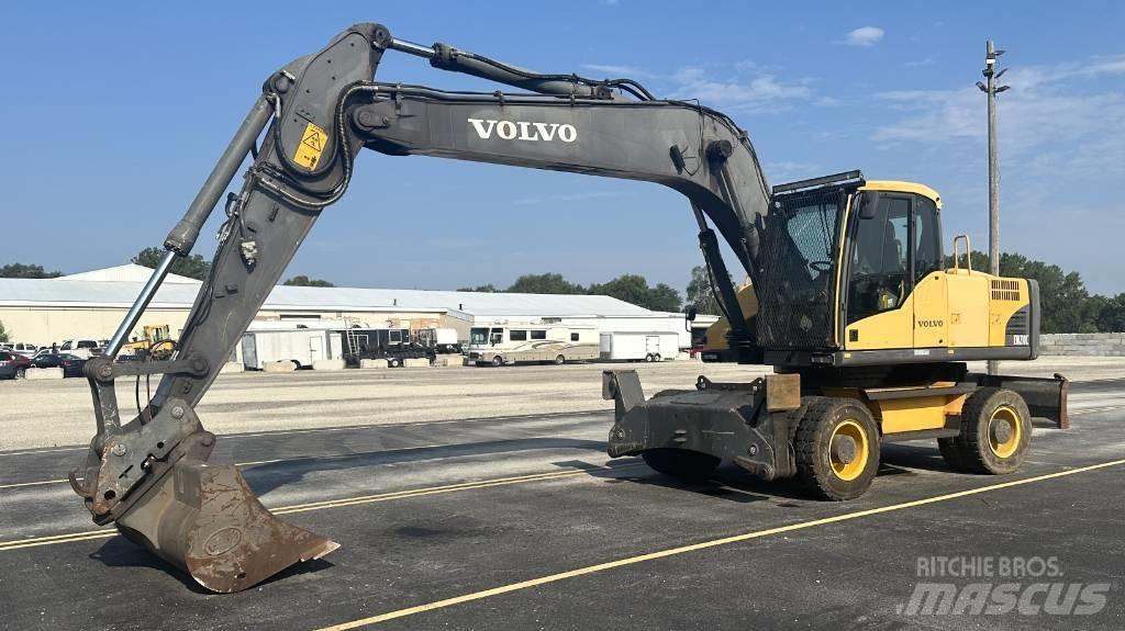 Volvo EW 210 C Колесни екскаватори