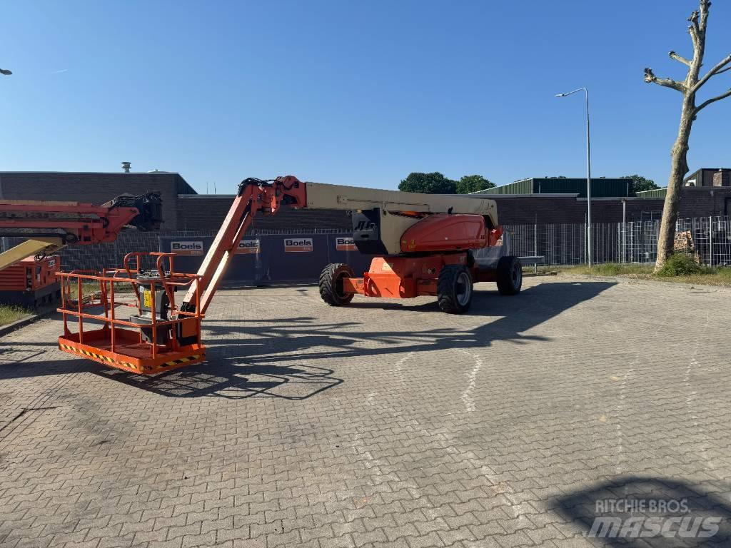 JLG 1250AJPG Съчленени стрелови подемници