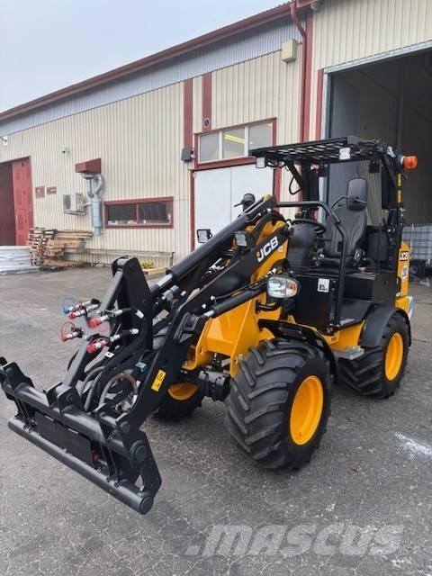 JCB 403 E Мини товарачи
