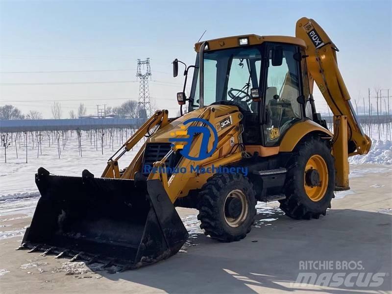 JCB 3 CX Товарач със заден ексватор