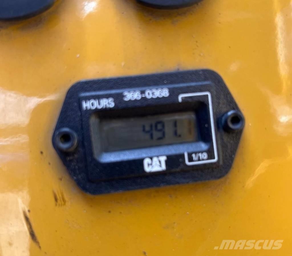CAT CB 1.7 Двойни барабанни ролки

