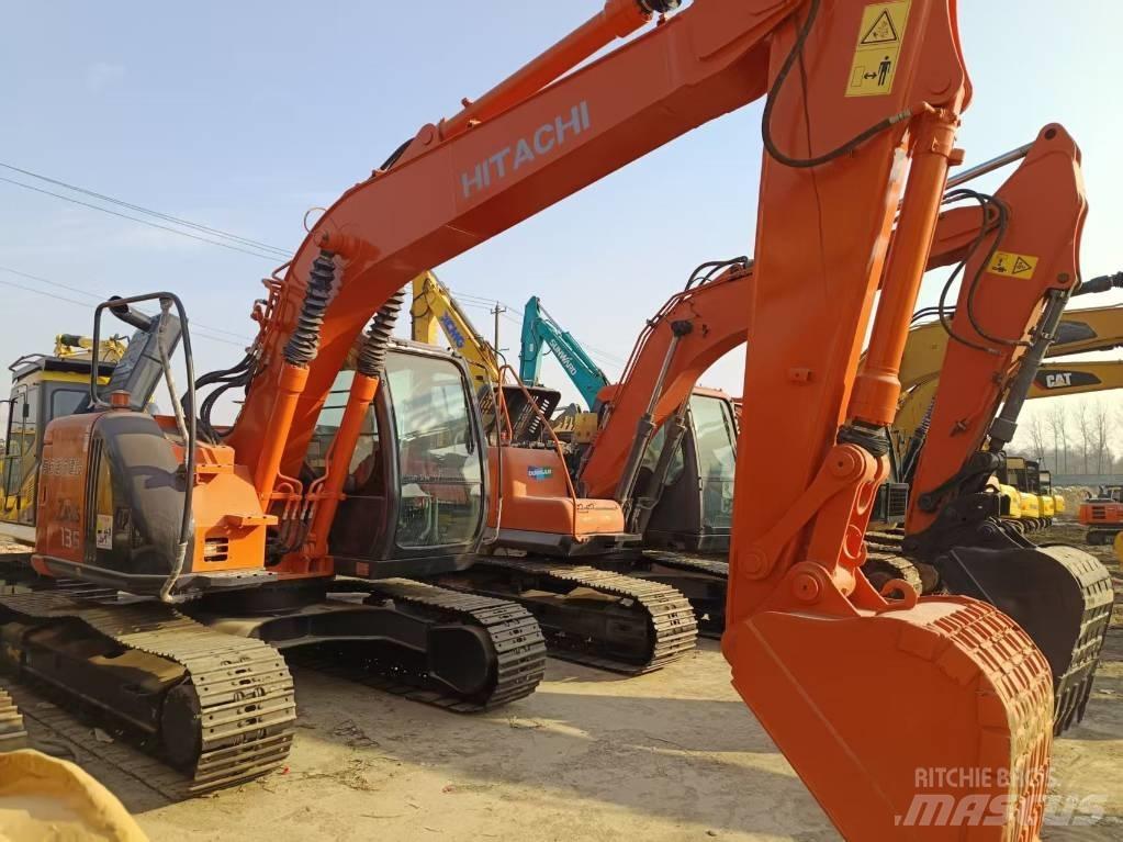 Hitachi ZX135 Верижен екскаватор