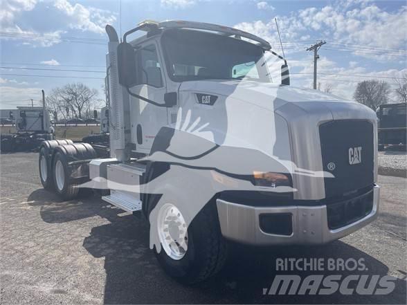 CAT CT660 Влекачи