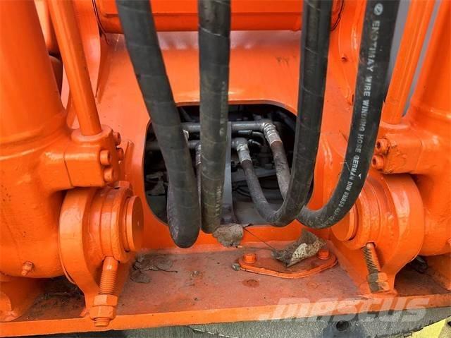 Hitachi EX100 Верижен екскаватор