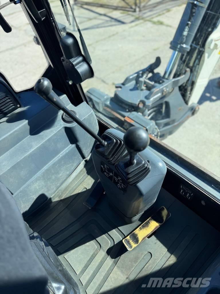 Terex 890 SM Товарач със заден ексватор