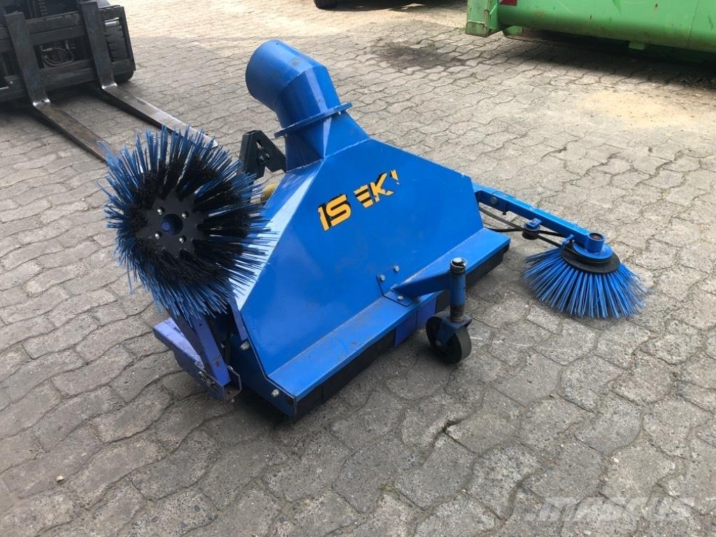 Iseki LS 100 Прикачно оборудване за компактен трактор