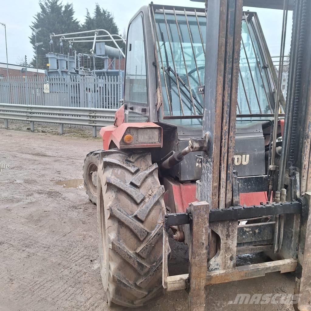 Manitou M 26.4 Камиони за херавни местности