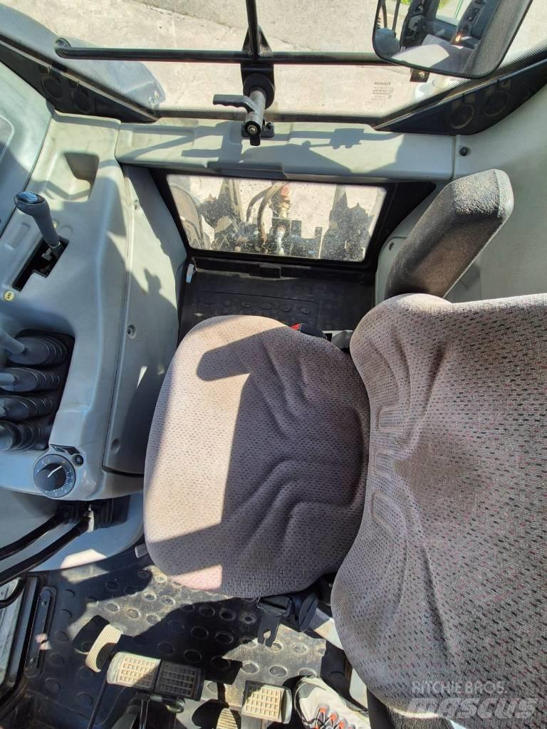 Valtra T 173 H Трактори