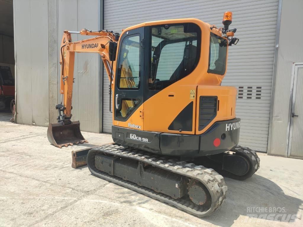 Hyundai R60CR-9A Мини екскаватори < 7 т