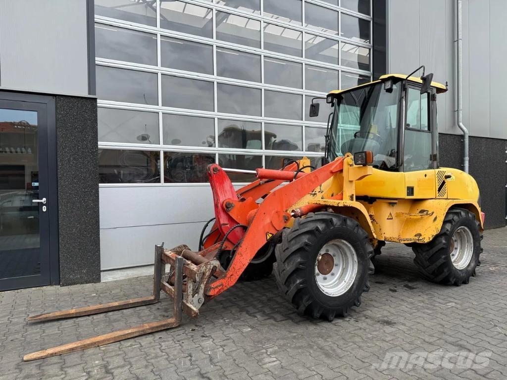 Volvo L35B Колесни товарачи