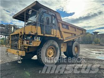 CAT 771 D Твърди самосвали
