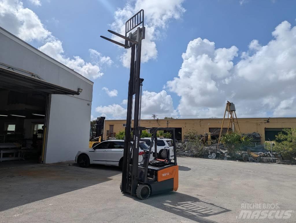 Doosan B 15 T-7 Електрически вилични кари-повдигачи