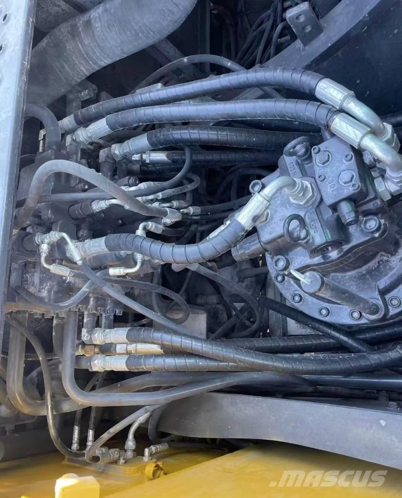 Volvo EC 240 Верижен екскаватор