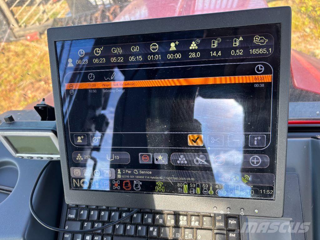 Komatsu 895 Форуардери