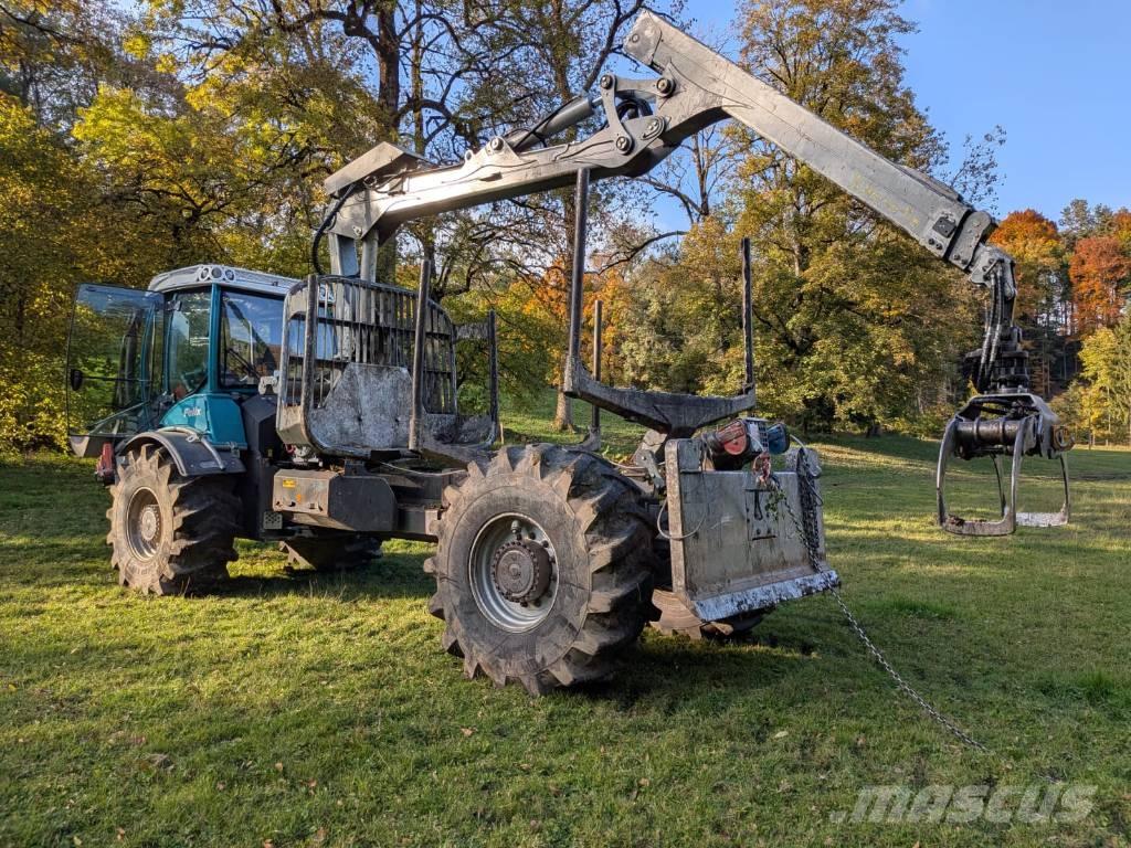 Pfanzelt Felix Форуардери