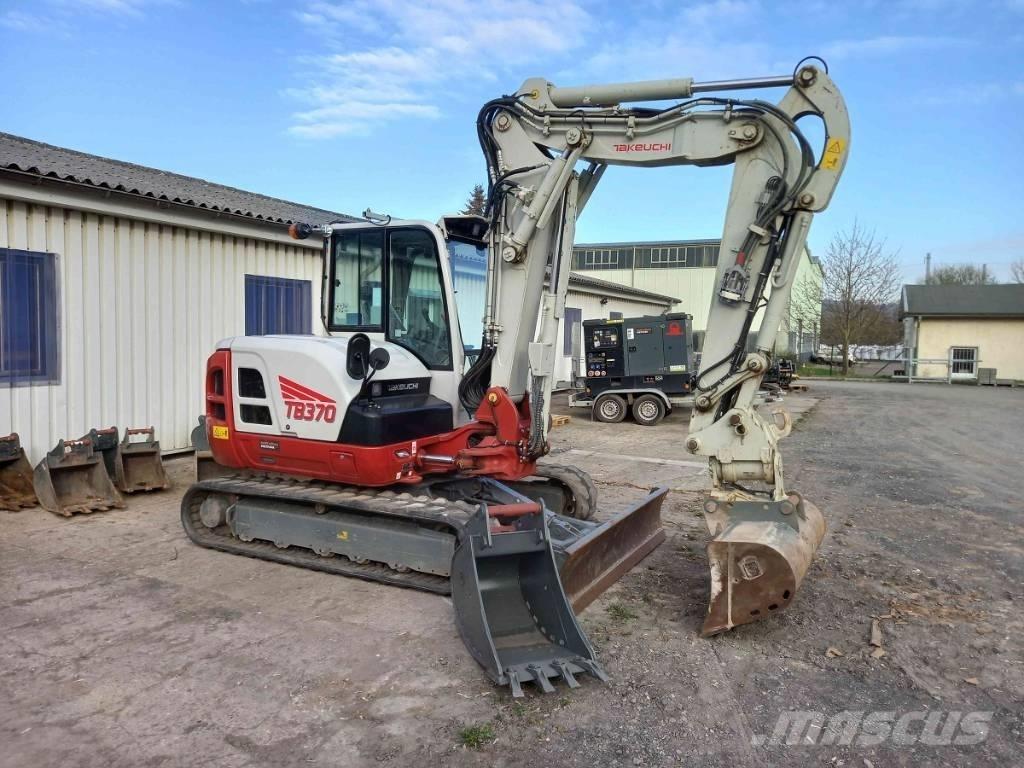 Takeuchi TB 370 CV Средни екскаватори 7т - 12т