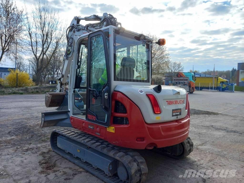 Takeuchi TB 370 CV Средни екскаватори 7т - 12т