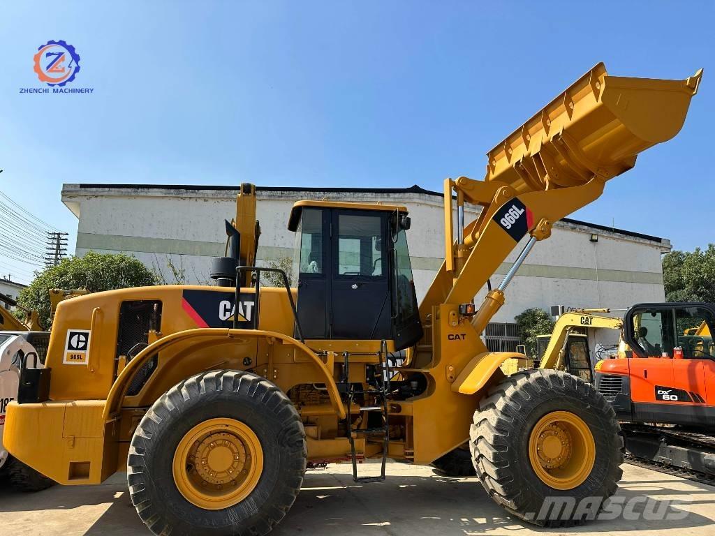 CAT 966 L Колесни товарачи