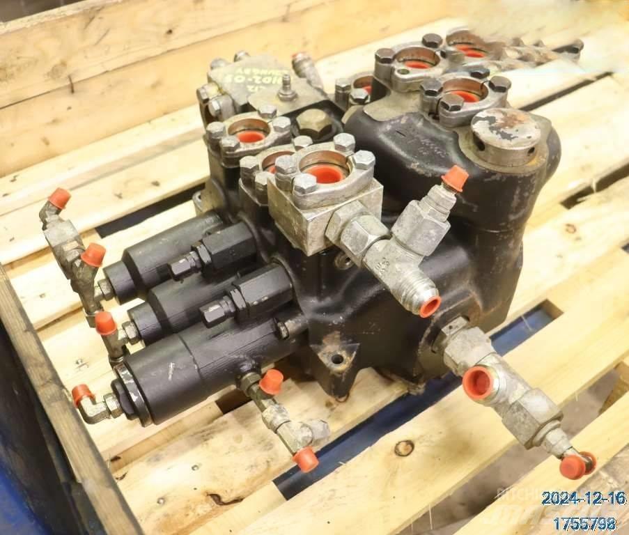 Ljungby L 12 Хидравлични