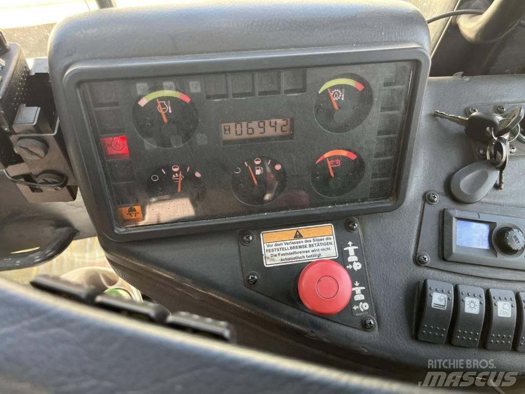 Hyster H25XM-12 Кари товарачи на контейнери