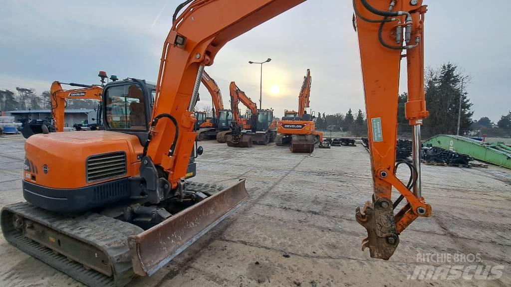 Doosan DX 85 R-3 Средни екскаватори 7т - 12т