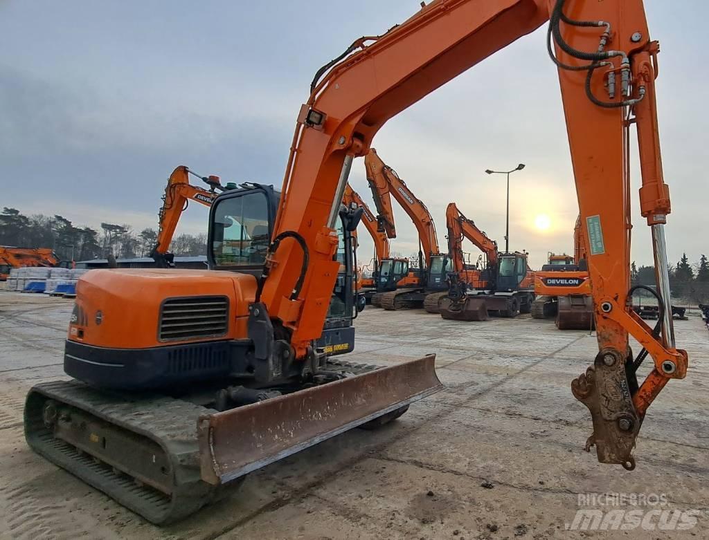 Doosan DX 85 R-3 Средни екскаватори 7т - 12т