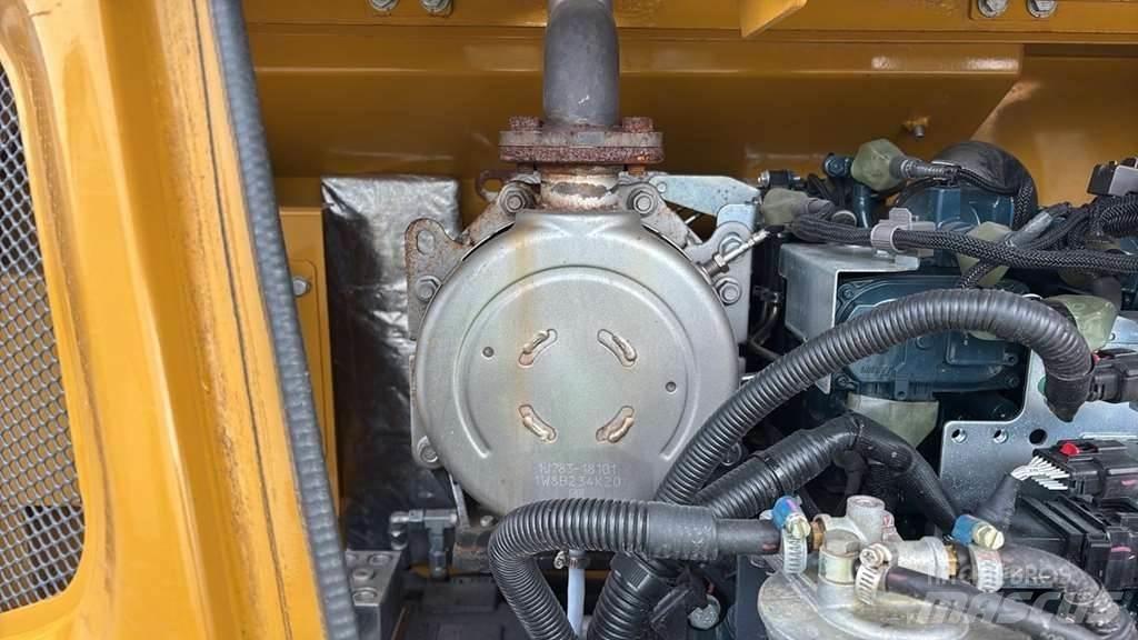 XCMG XE80E Мини екскаватори < 7 т