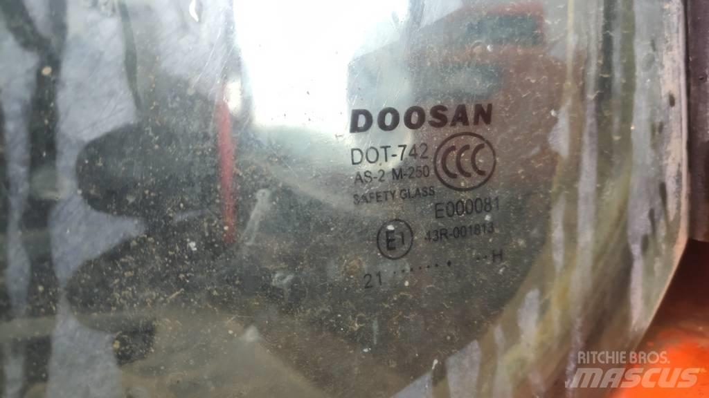 Doosan DX225LC-9C Верижен екскаватор