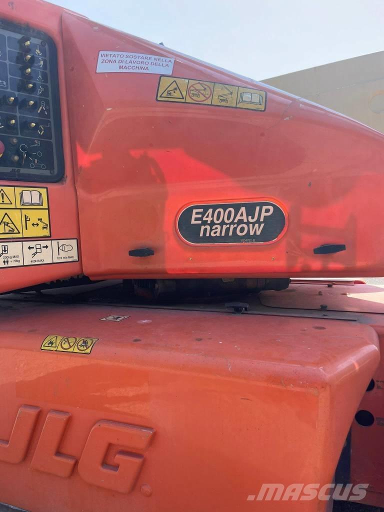 JLG E 400 AJP Съчленени стрелови подемници