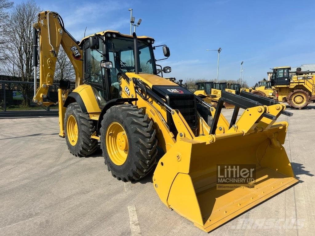 CAT 444 Товарач със заден ексватор