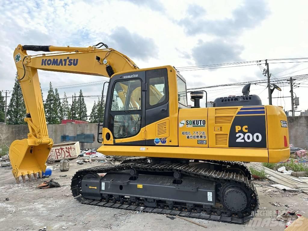 Komatsu PC200-8 Верижен екскаватор
