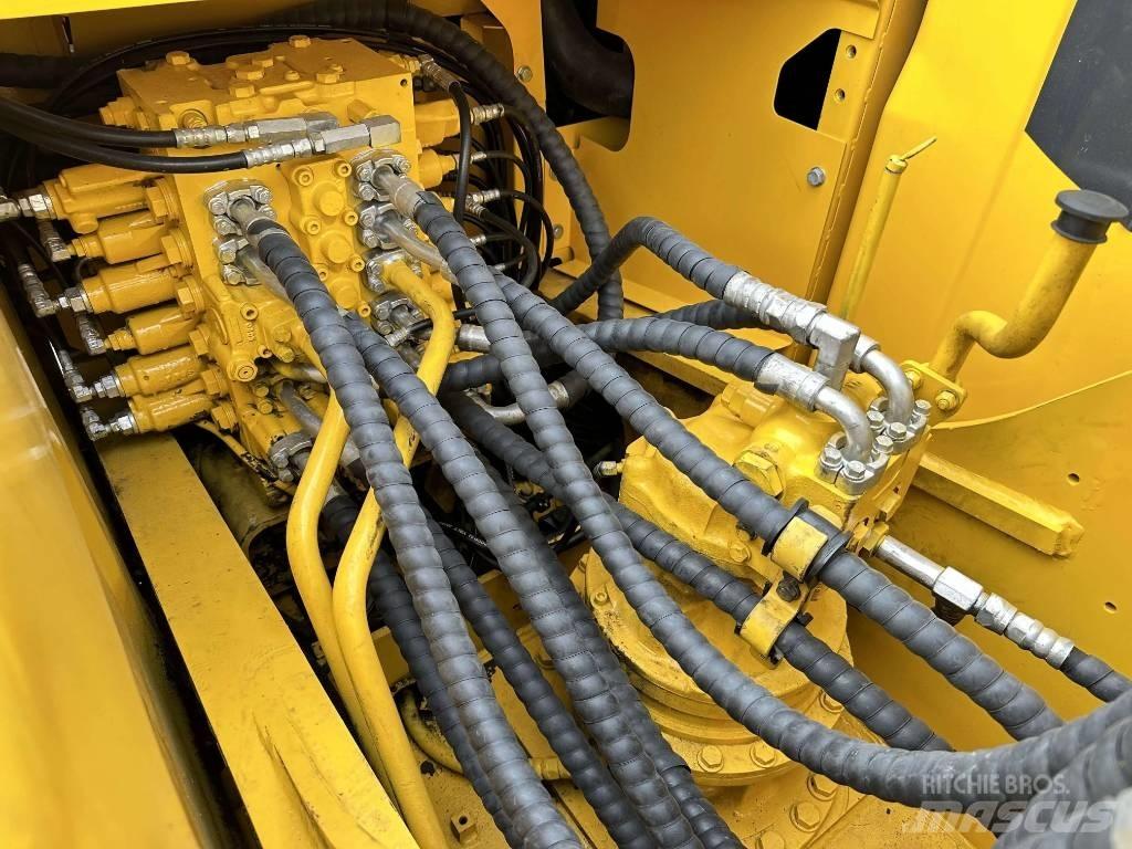 Komatsu PC200-8 Верижен екскаватор