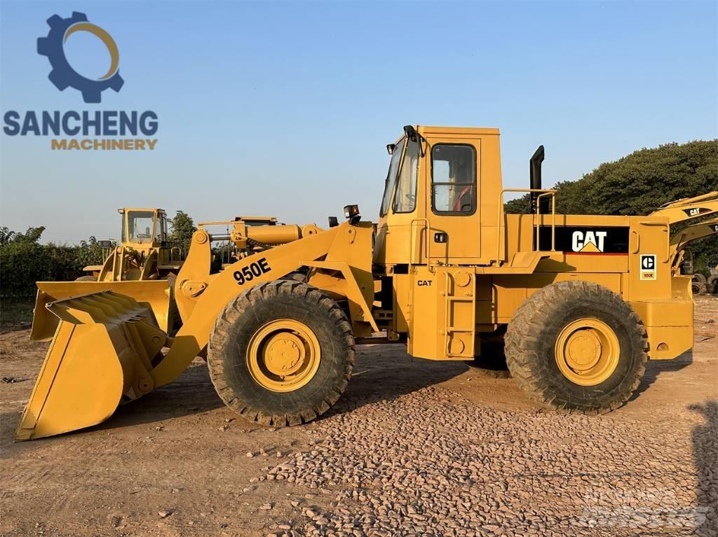 CAT 950 E Колесни товарачи