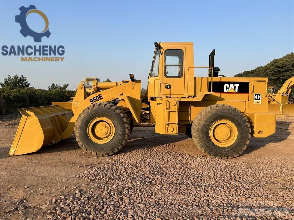 CAT 950 E Колесни товарачи