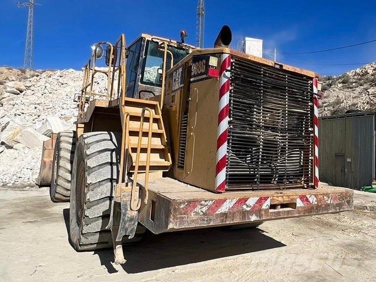 CAT 988 G Колесни товарачи