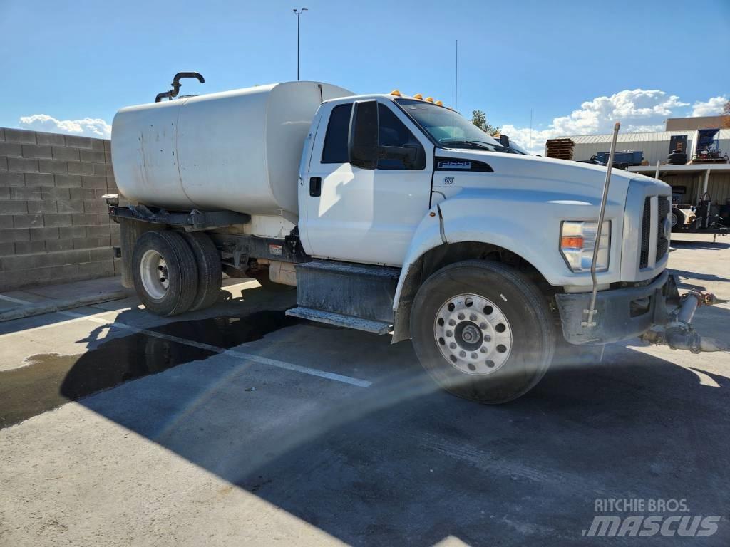 Ford F 650 Цистерни за вода

