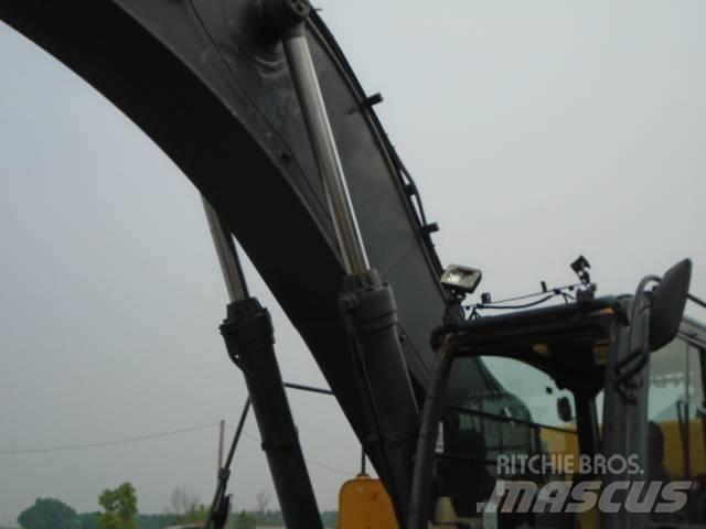 John Deere 450 DLC Верижен екскаватор