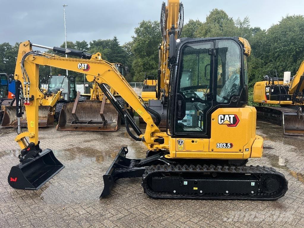 CAT 303.5 CR Мини екскаватори < 7 т