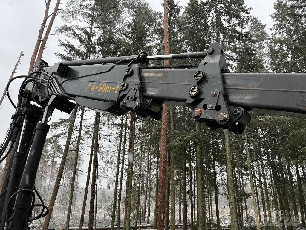 Ponsse Bear 8W Харвестери