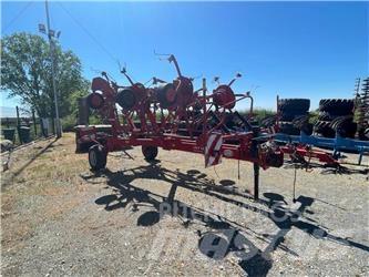 Lely Lotus 900 Гребла и сенообръщачки