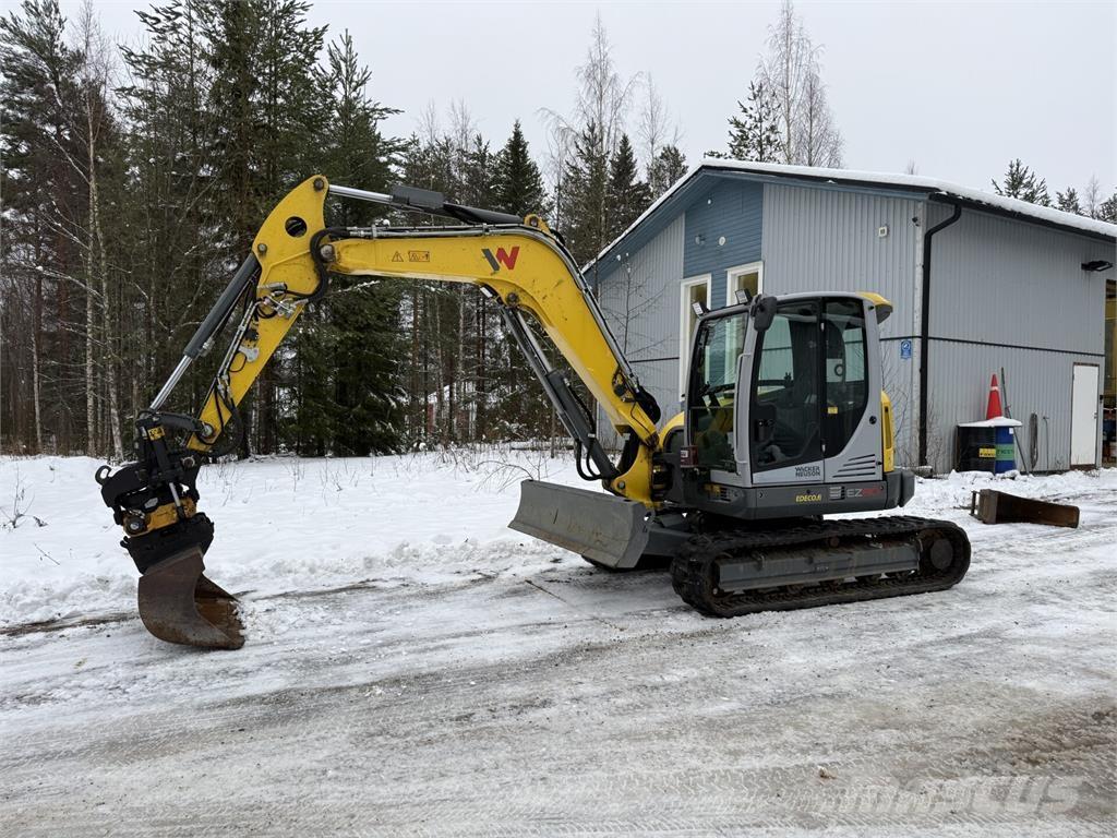Wacker Neuson EZ80 Средни екскаватори 7т - 12т