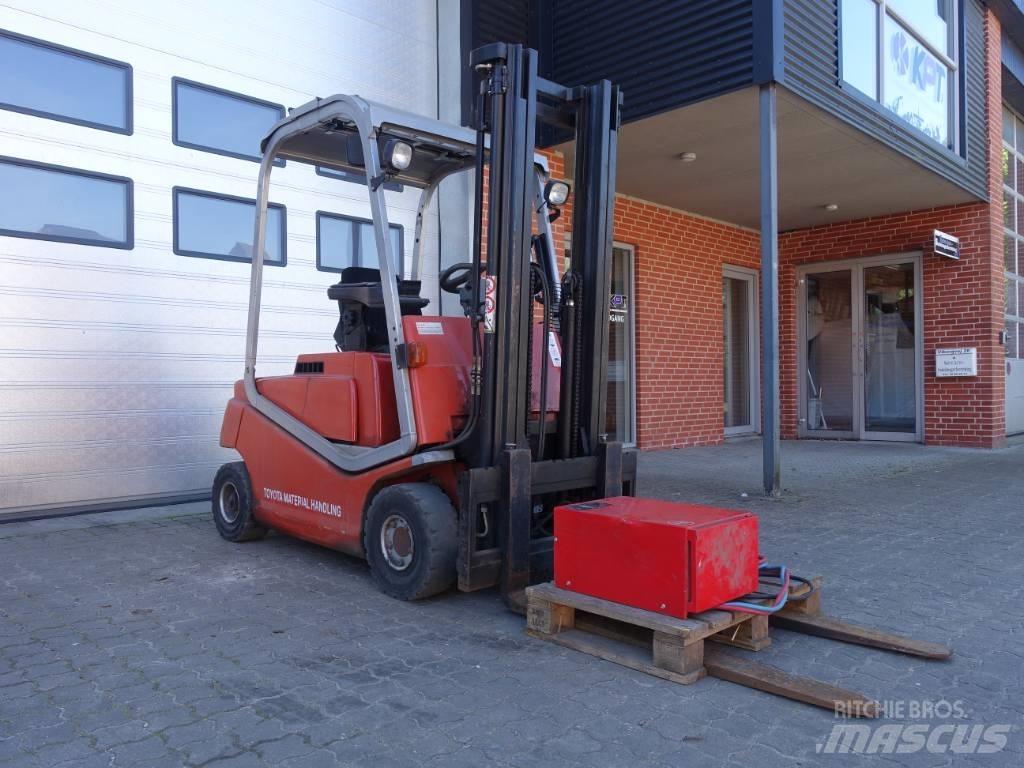 BT CBE 16 F CARGO Електрически вилични кари-повдигачи