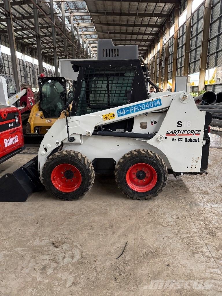 Bobcat S 16 Мини товарачи
